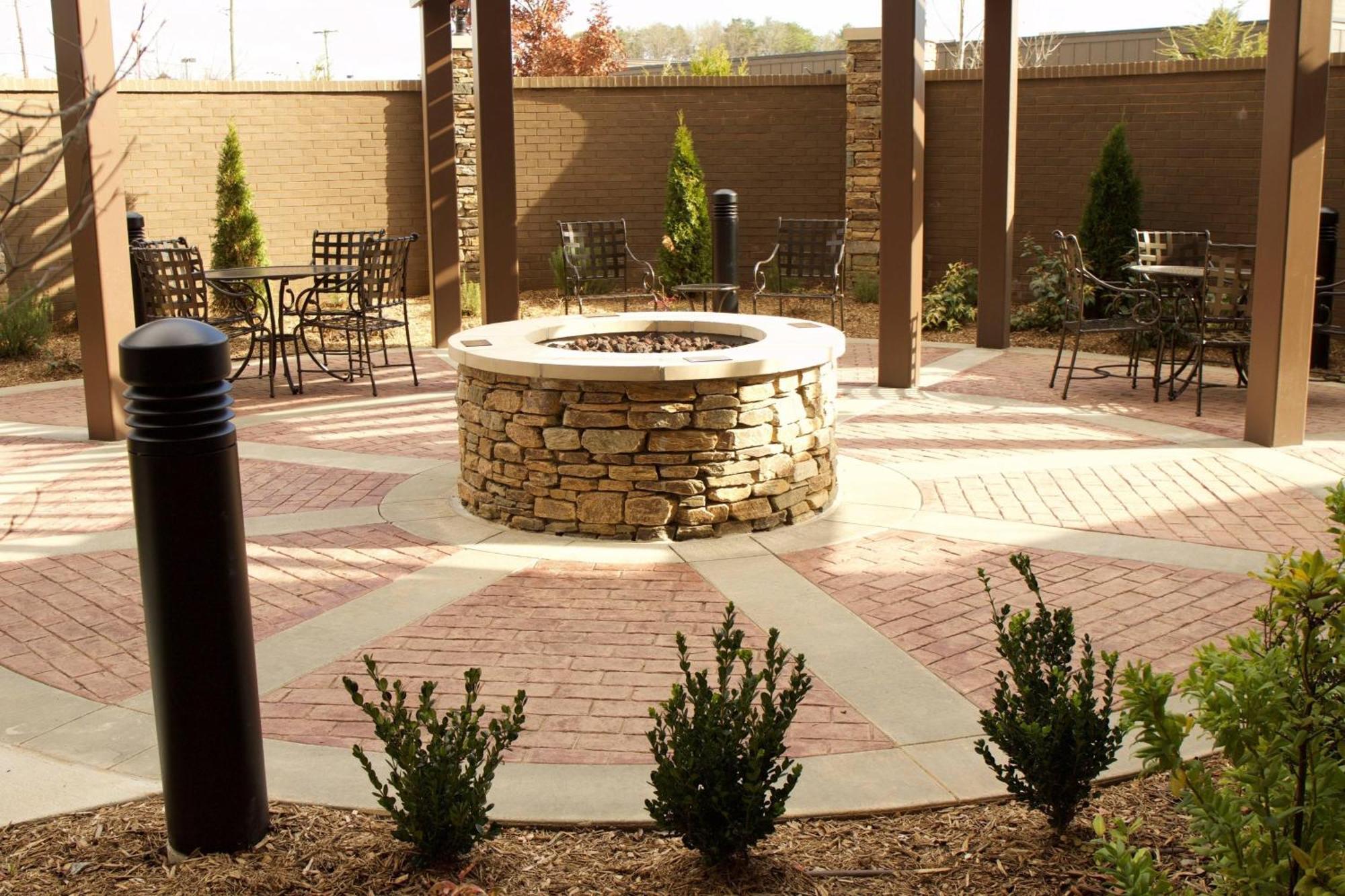 Courtyard By Marriott Asheville Airport Fletcher Exterior foto