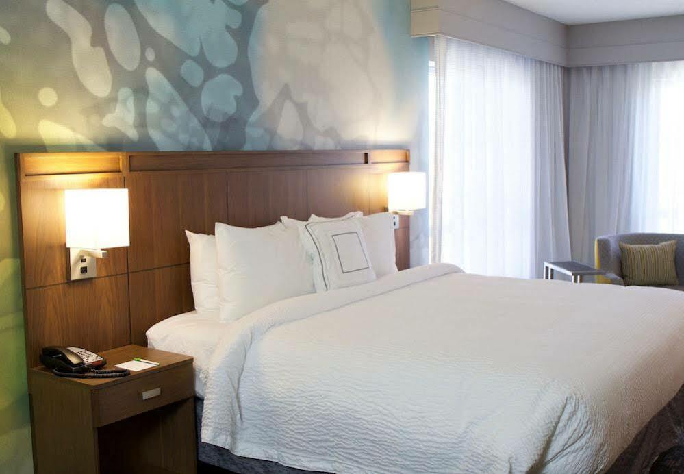 Courtyard By Marriott Asheville Airport Fletcher Exterior foto